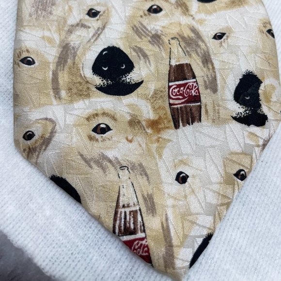 Coca Cola Coke Polar Bear Necktie Tie - Picture 2 of 5